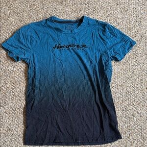 Hollister Men's Teal and Black Ombre T-Shirt